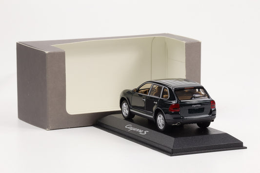 1:43 Porsche Cayenne S 2002 Lagogrün metallic Minichamps WAP