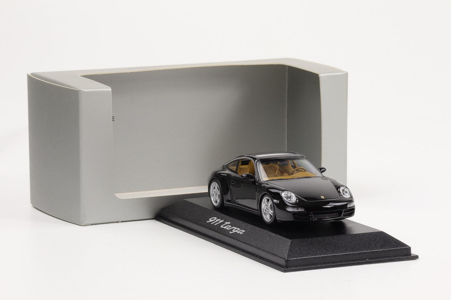 1:43 Porsche 911 997 Targa 4S schwarz Sal Oppenheim Minichamps WAP Dealer