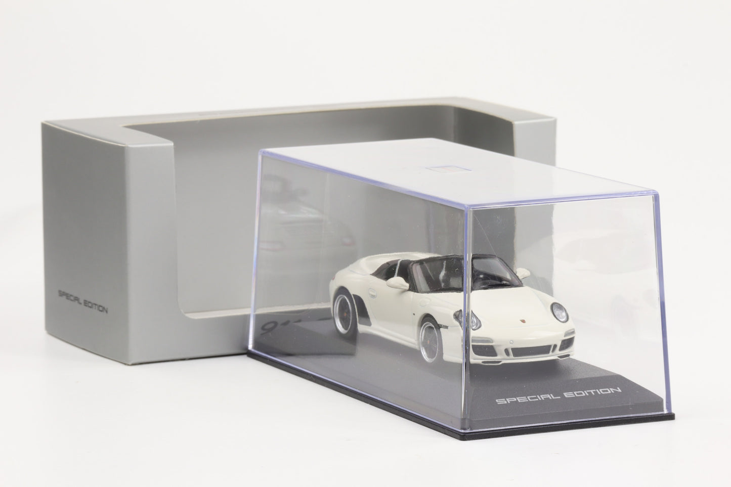 1:43 Porsche 911 997 Speedster 2010 weiß Minichamps WAP Dealer