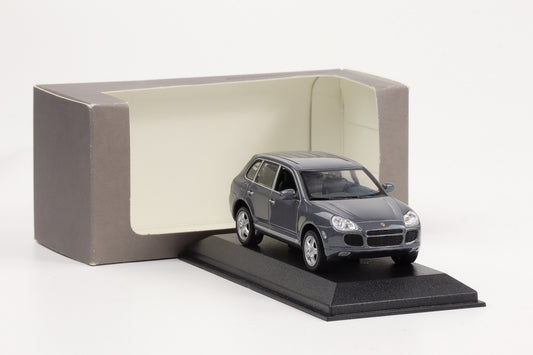 1:43 Porsche Cayenne Turbo 2002 Titangrau metallic Minichamps WAP