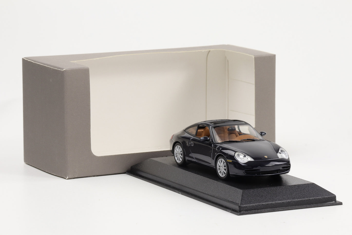 1:43 Porsche 911 996 Targa 2002 grau metallic metallic WAP Dealer