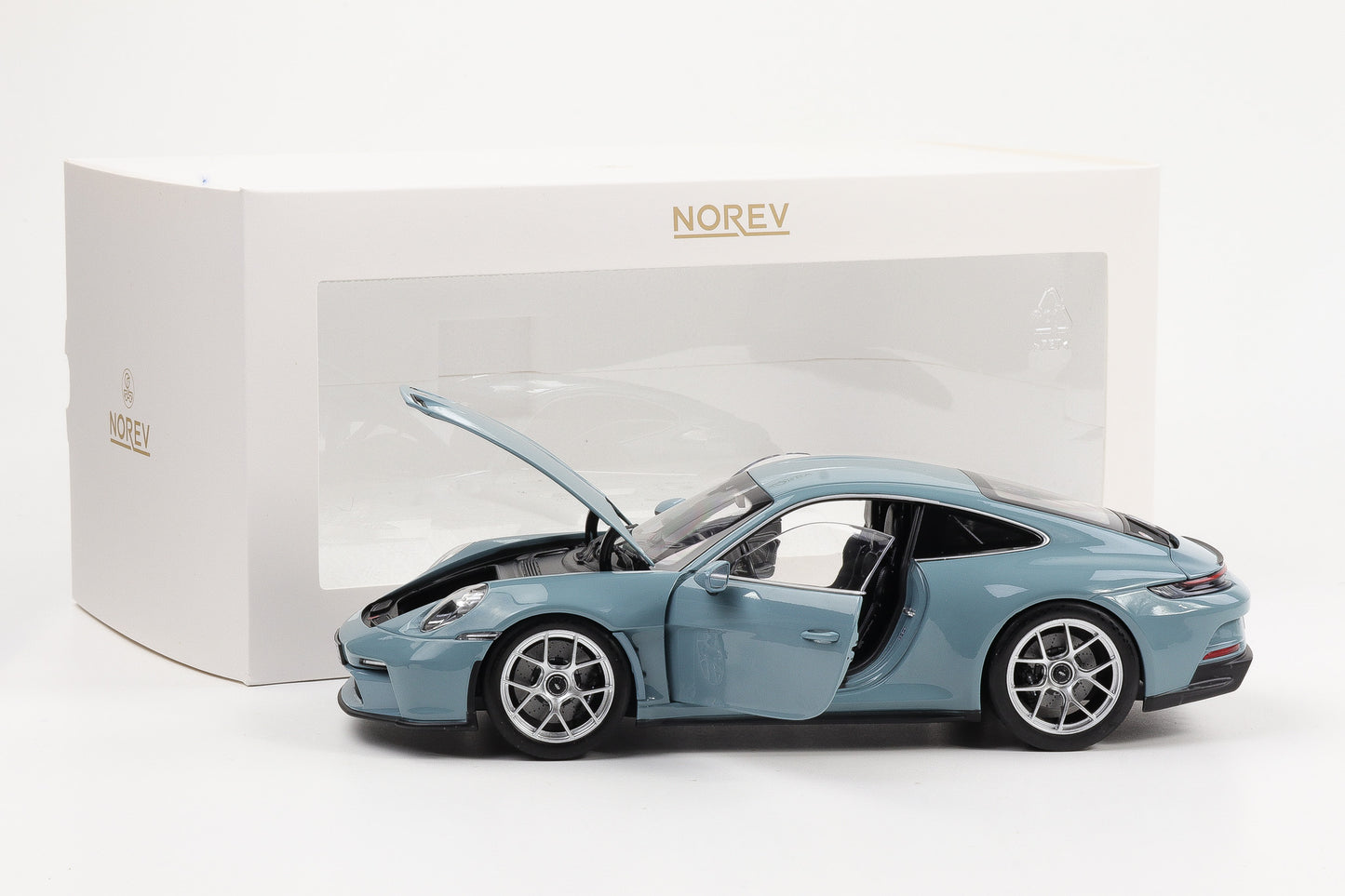 1:18 Norev Porsche 911 992 S/T Coupe 2023 Meisenblau 187470