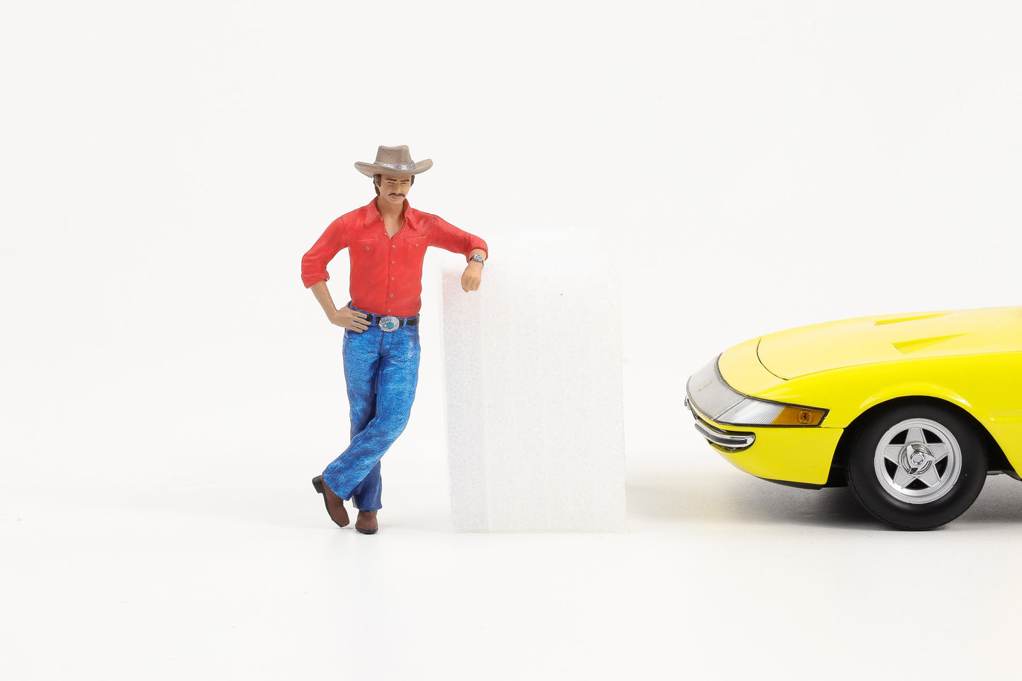 1:18 Figur Burt Reynolds Bandit Movie Smokey and the Bandit Cartrix Figuren