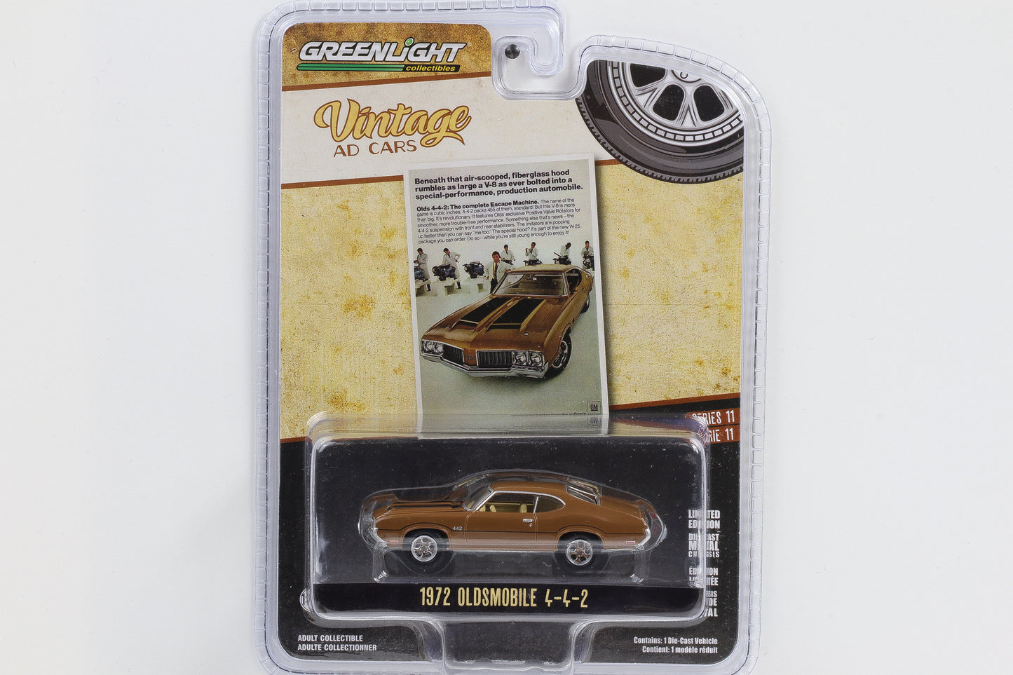 1:64 Greenlight Collectibles 1972 Oldsmobile 4-4-2 braun Vintage AD Cars Series 11