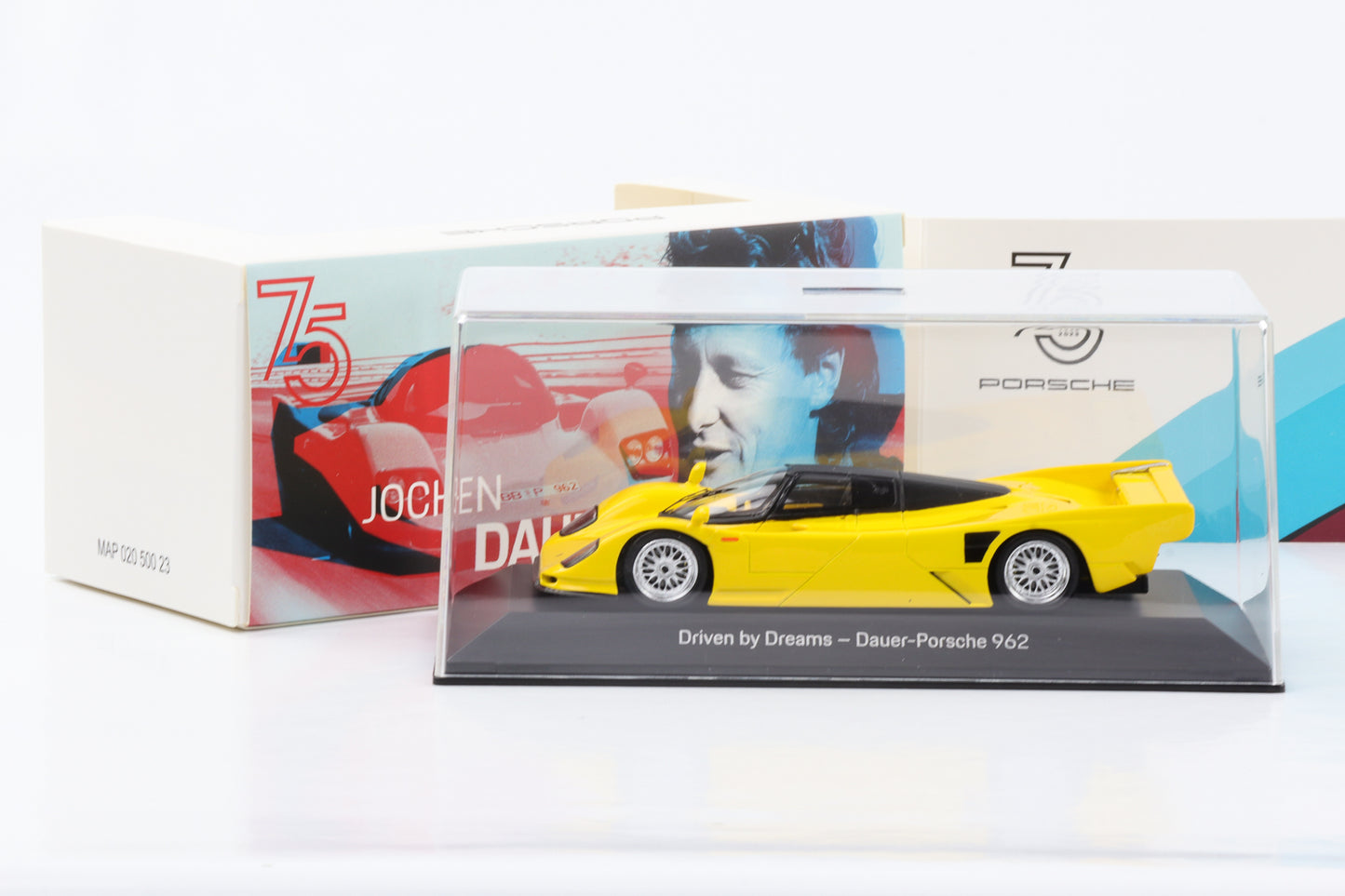 1:43 Porsche 962 Driven by Dreams Jochen Dauer 75 Jahre gelb Spark Dealer