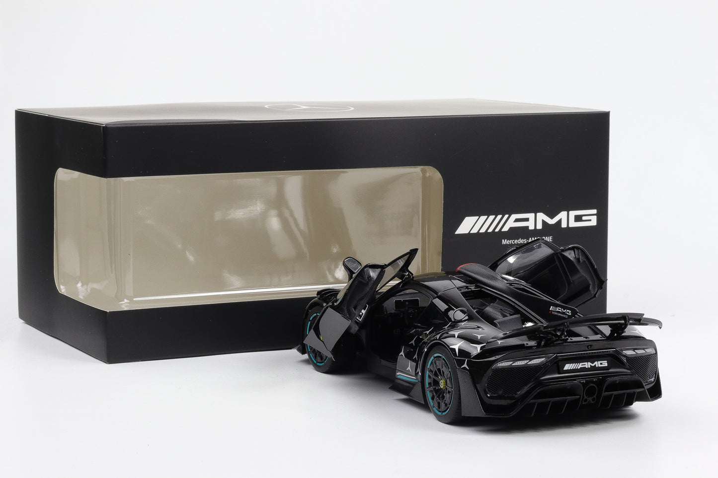 1:18 Mercedes-Benz AMG One Race Version C298 Obsidianschwarz NZG Dealer