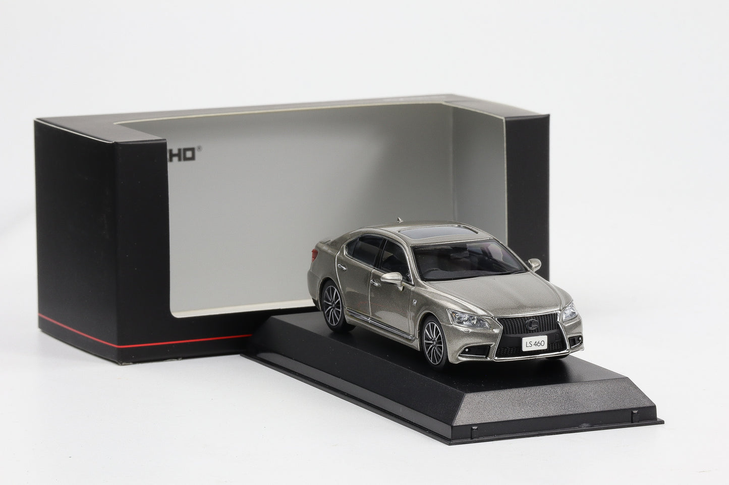 1:43 Kyosho Lexus LS460 F Sport Limousine Sonic Titanium 2015 03659T
