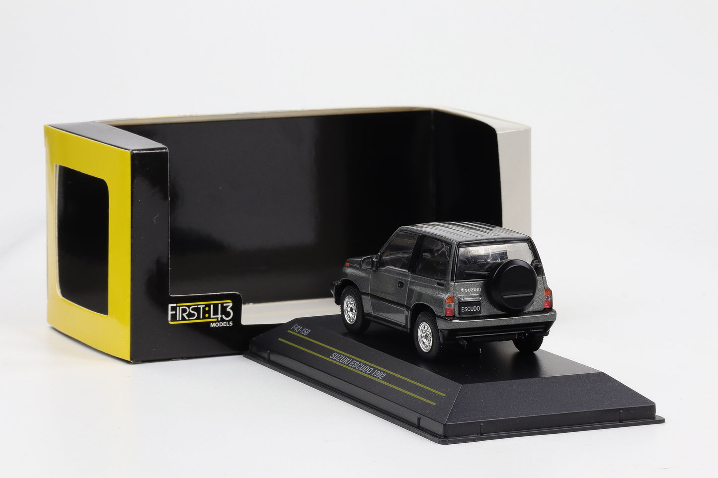 1:43 First43 Suzuki Escudo RHD grey metallic 1992 F43-158 diecast