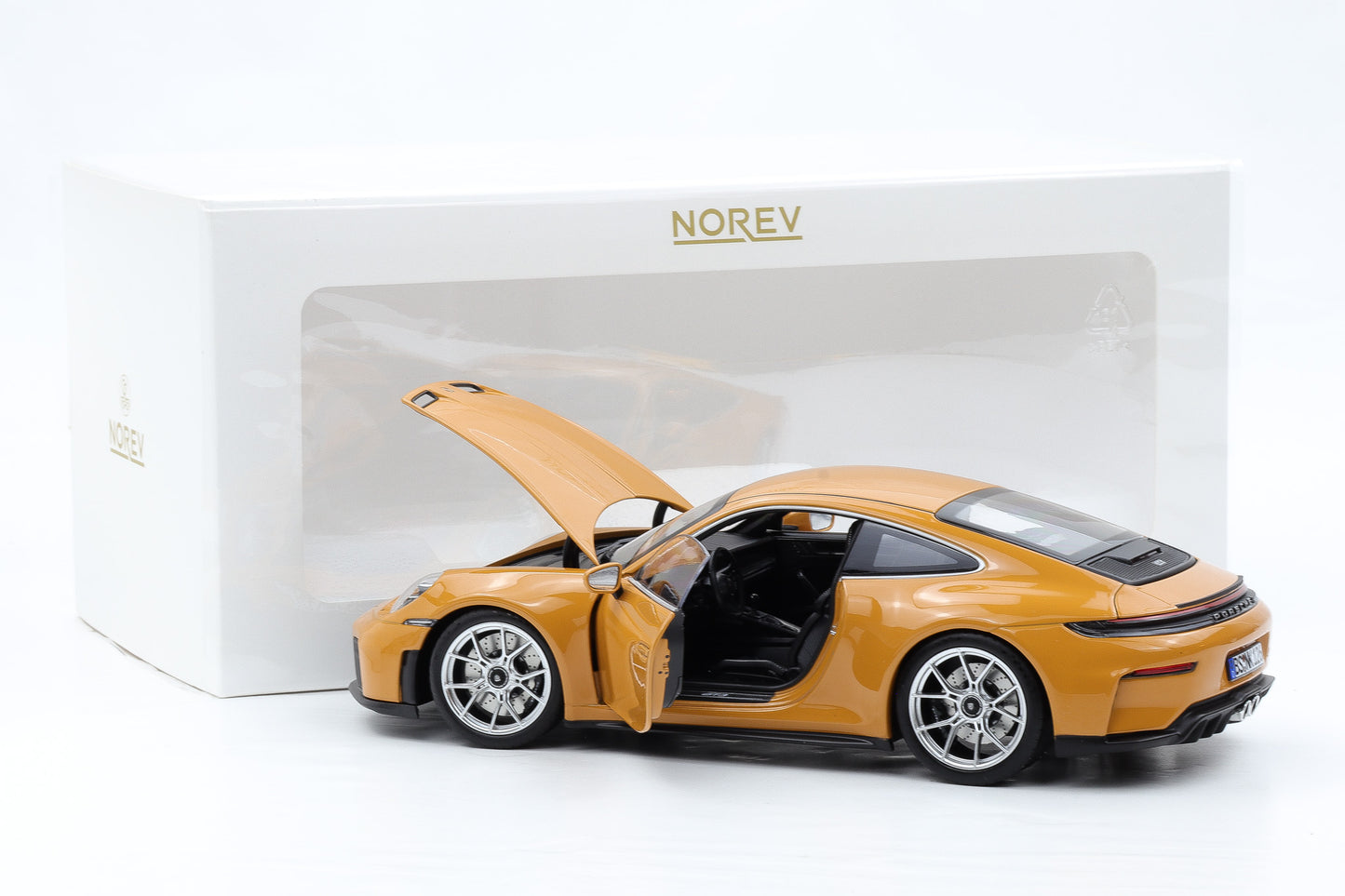 1:18 Norev Porsche 911 992.2 GT3 Touring Pack Bahama yellow 2024 1/300pcs