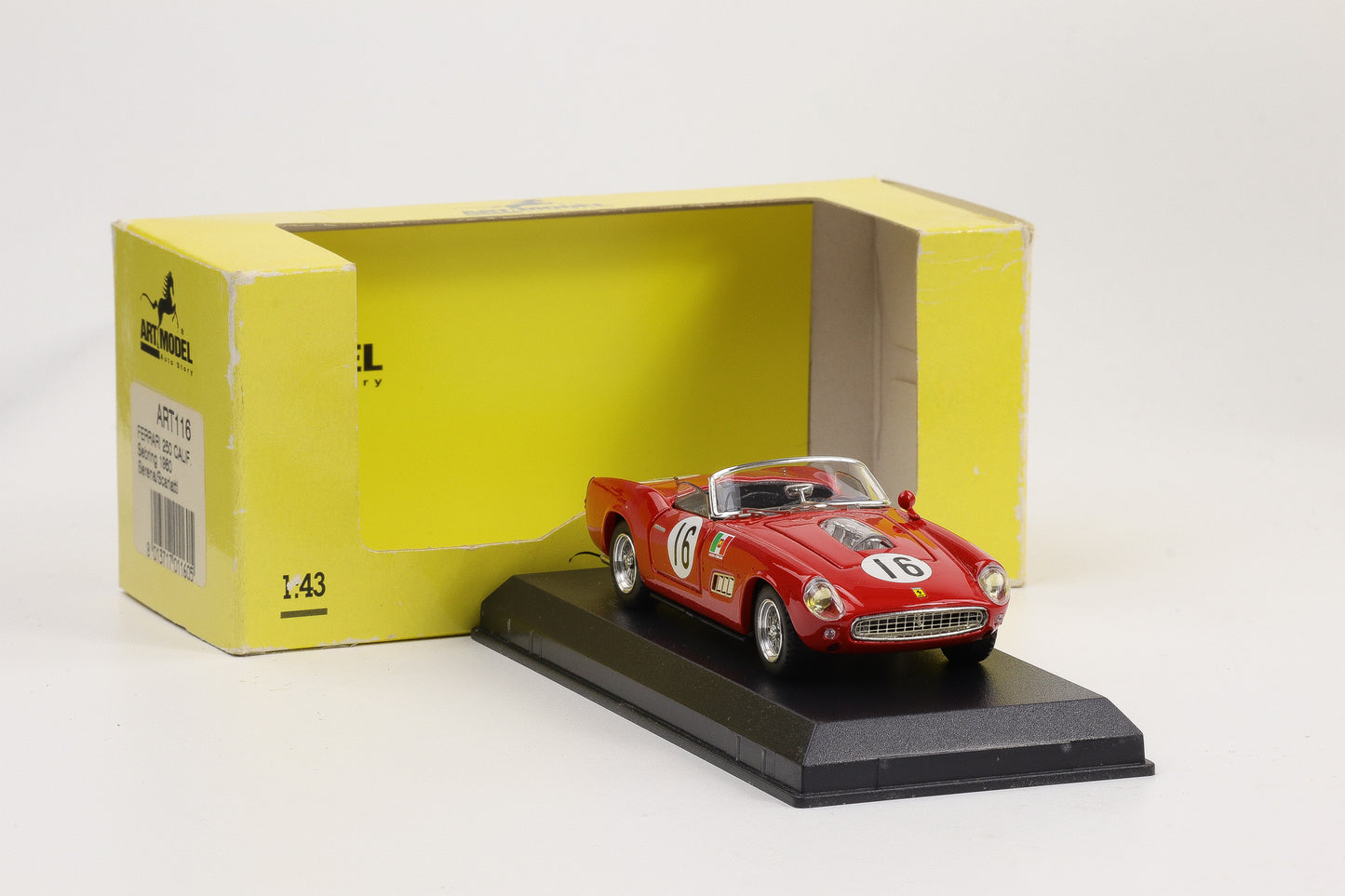 1:43 Art Model Ferrari 250 California Sebring 1960 #16 Serena Scarletti