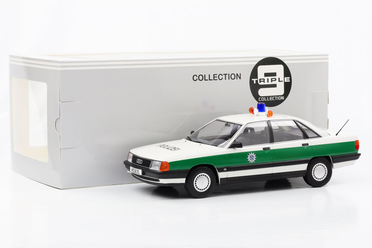 1:18 Audi 100 C3 2.3E 1989 Deutsche Polizei weiss-grün Triple 9 Diecast