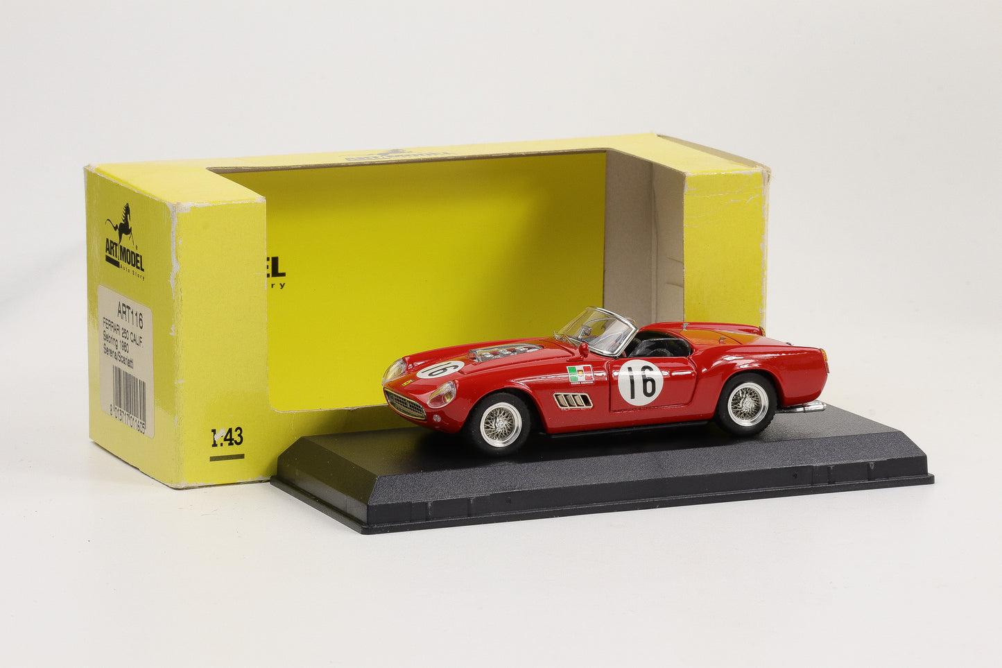 1:43 Art Model Ferrari 250 California Sebring 1960 #16 Serena Scarletti