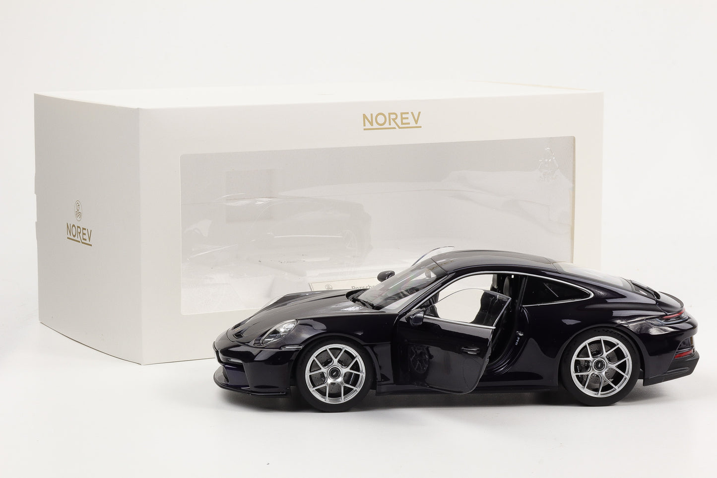 1:18 Norev Porsche 911 992 S/T Coupe 2023 violametallic 187471 limited