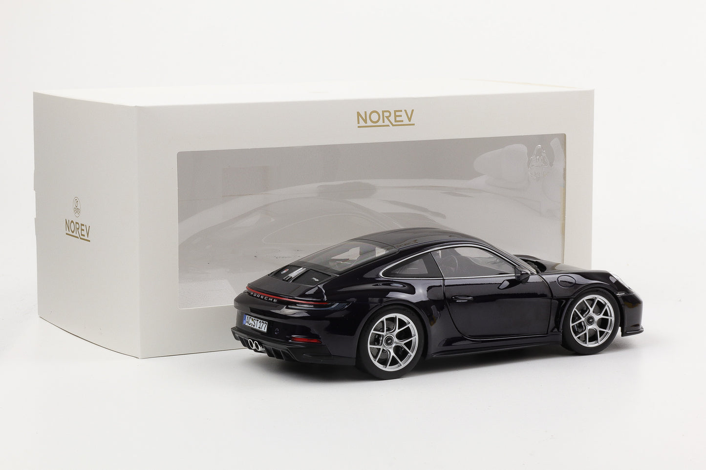 1:18 Norev Porsche 911 992 S/T Coupe 2023 violametallic 187471 limited