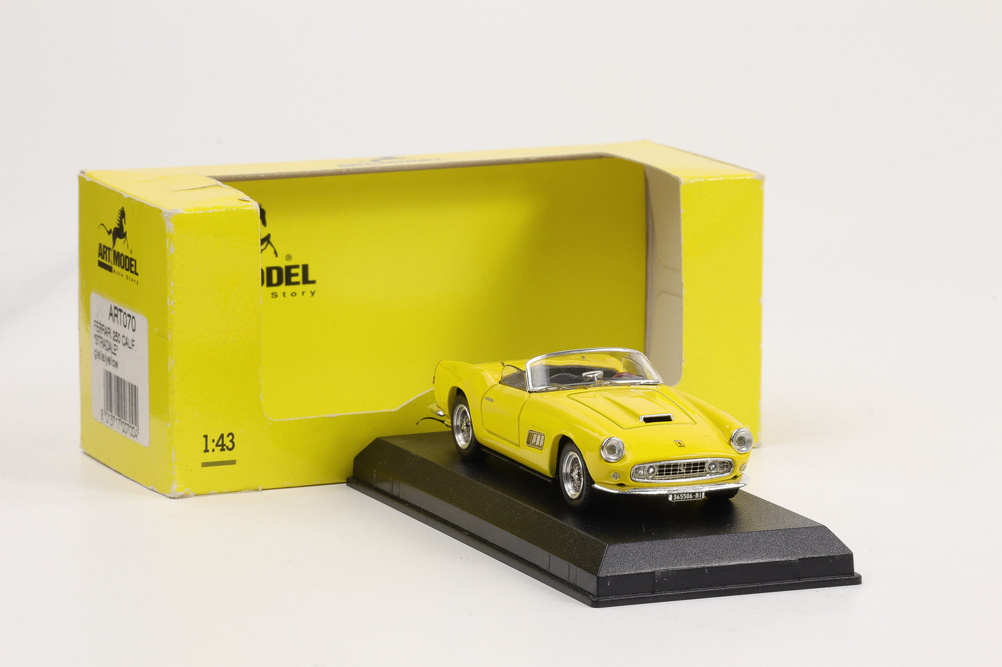 1:43 Art Model Ferrari 250 California "Stradale" gelb