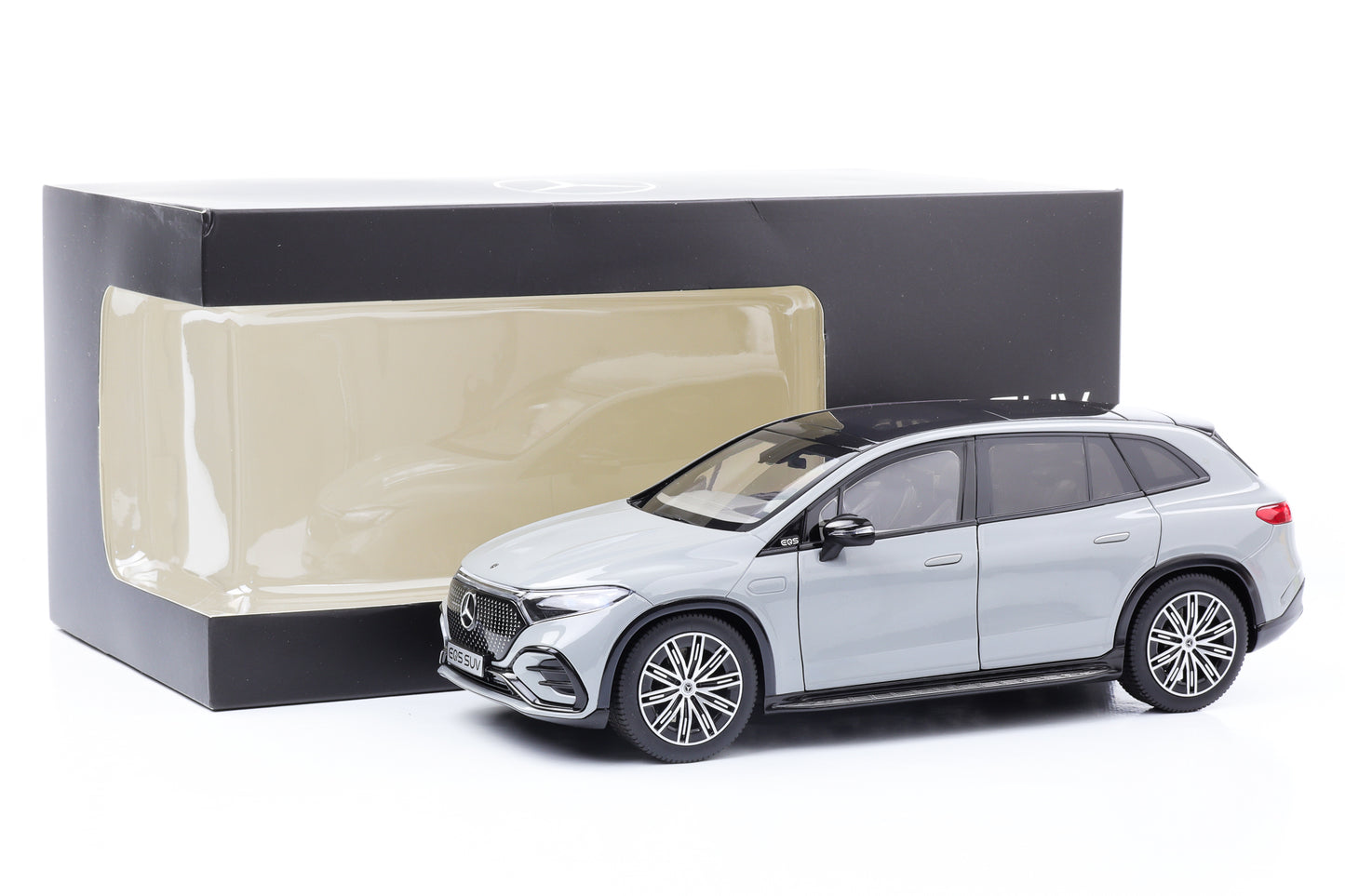 1:18 Mercedes-Benz EQ EQS SUV alpingrau uni NZG Dealer