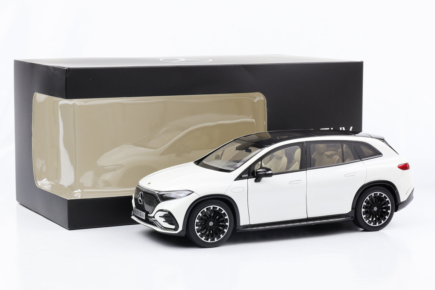 1:18 Mercedes-Benz EQ EQS SUV diamantweiß bright NZG Dealer