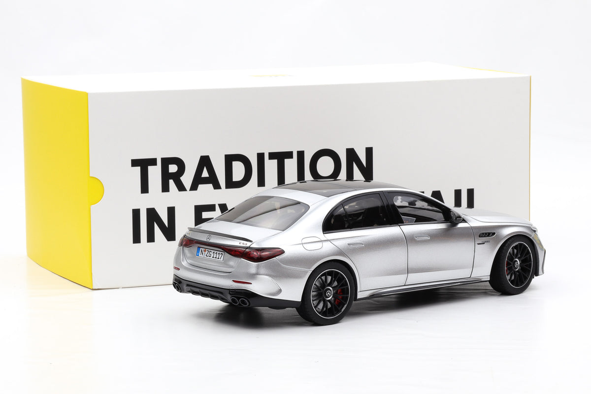 1:18 NZG Mercedes-Benz AMG E 53 Hybrid 4Matic+ (W214) 2024 hightechsilber