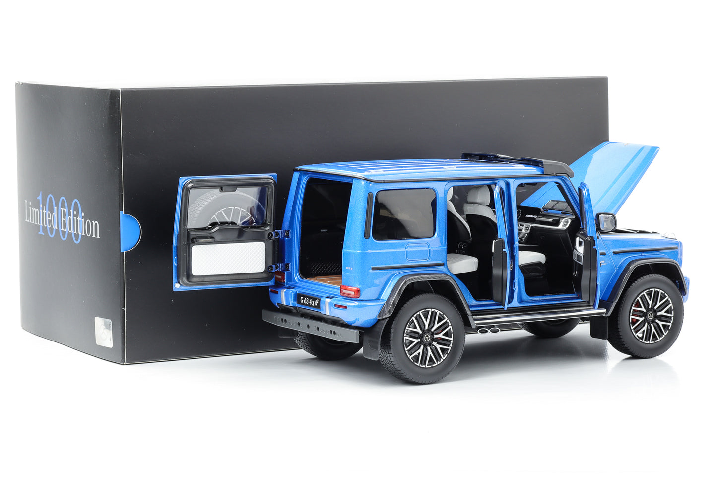 1:18 Mercedes-Benz AMG G 63 4x4 south sea blue crazy iScale Dealer Limited