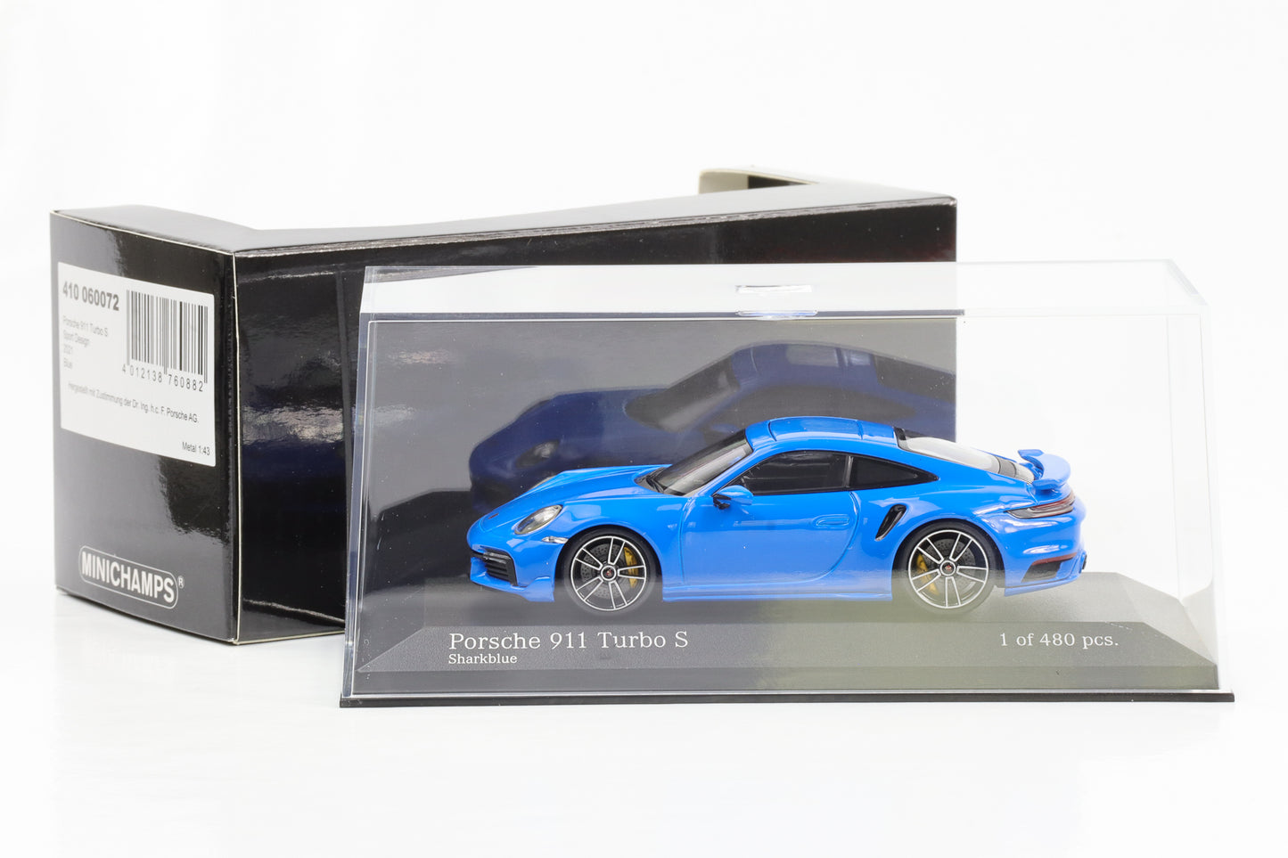 1:43 Porsche 911 992 Turbo S Sport Design sharkblue 2021 Minichamps