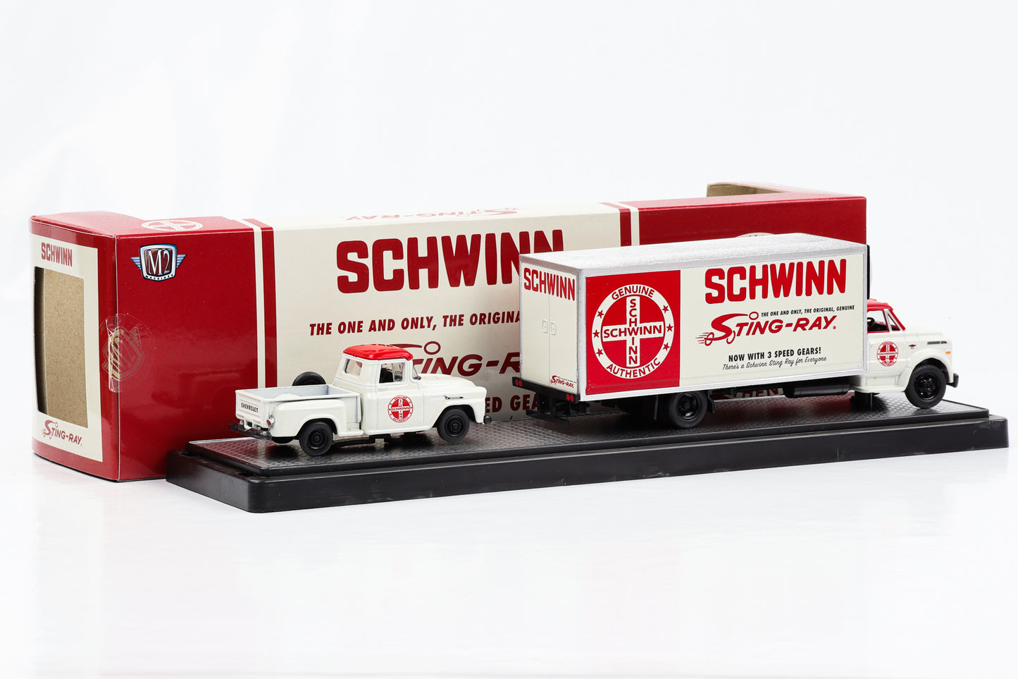 1:64 1968 Chevrolet C60 Truck & 1958 Chevrolet Apache Stepside SCHWINN STING-RAY M2 Machines
