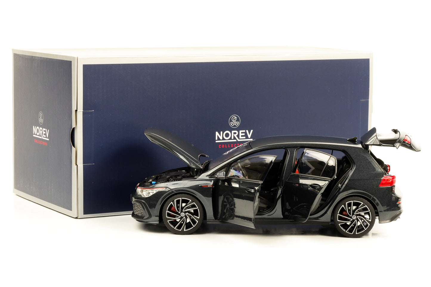 1:18 VW Golf VIII GTI 2021 black metallic Norev full opening