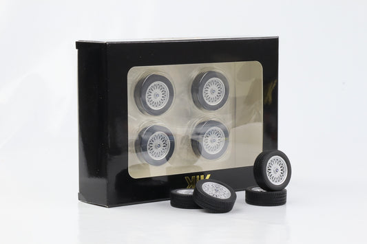 1:18 4 Felgen Set BMW E30 17" silber/schwarz 33mm mit Reifen KK-Scale