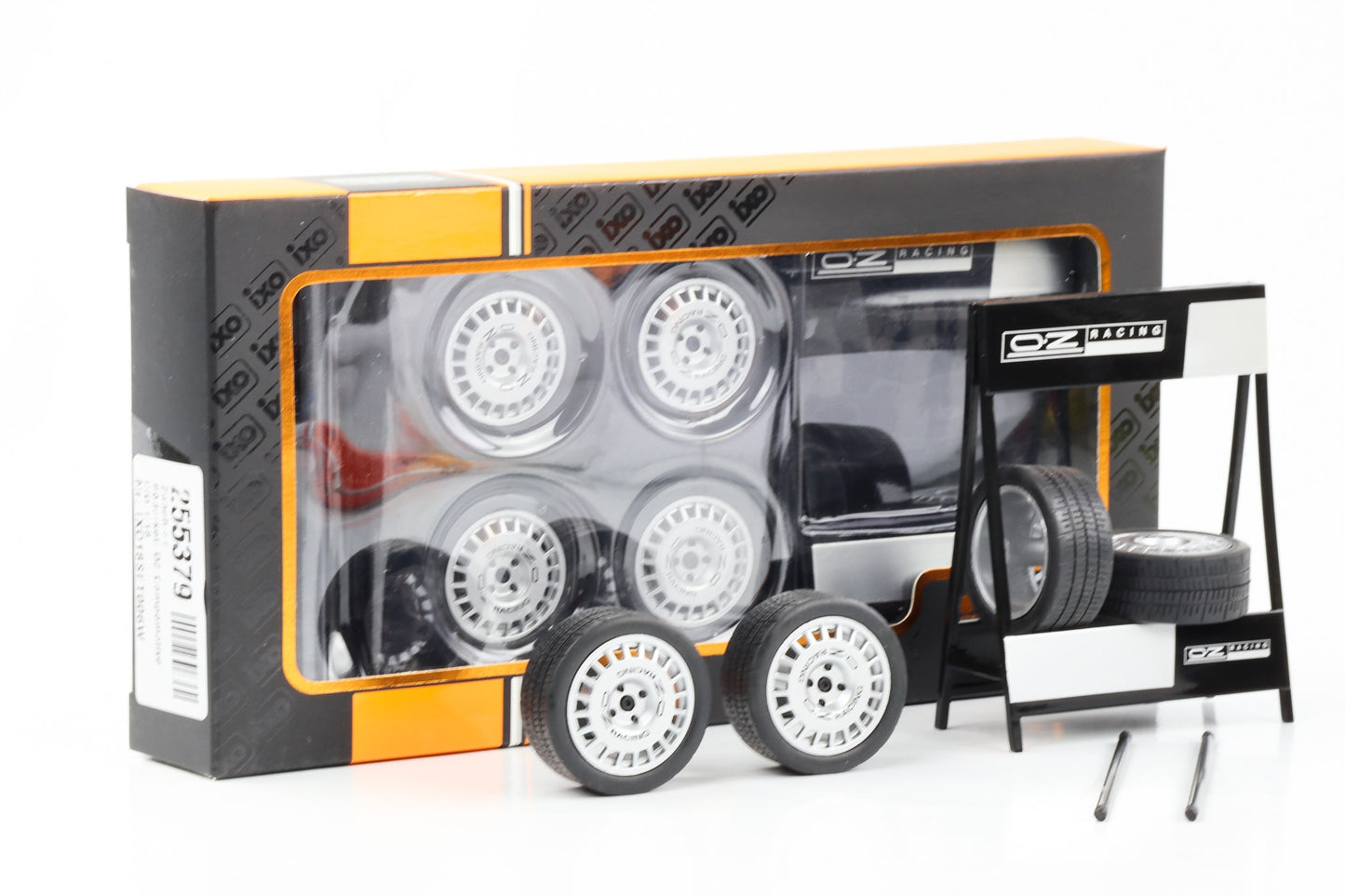 1:18 4 rims 27 mm set OZ Racing 35 mm with tires IXO