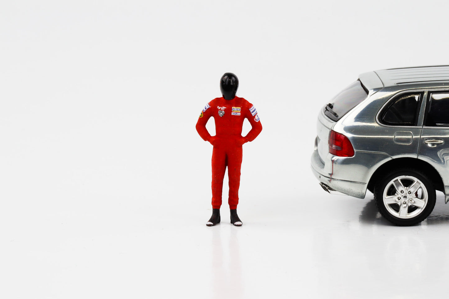 1:43 F1 Figur J. Hunt 1975 Hesketh Formel 1 Cartrix CT051 41mm