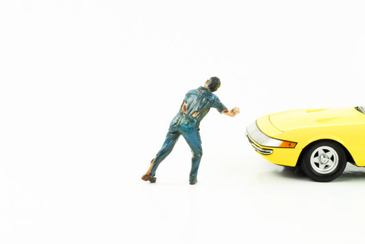 1:18 Figur Zombie Mechaniker schiebend American Diorama IV Figuren