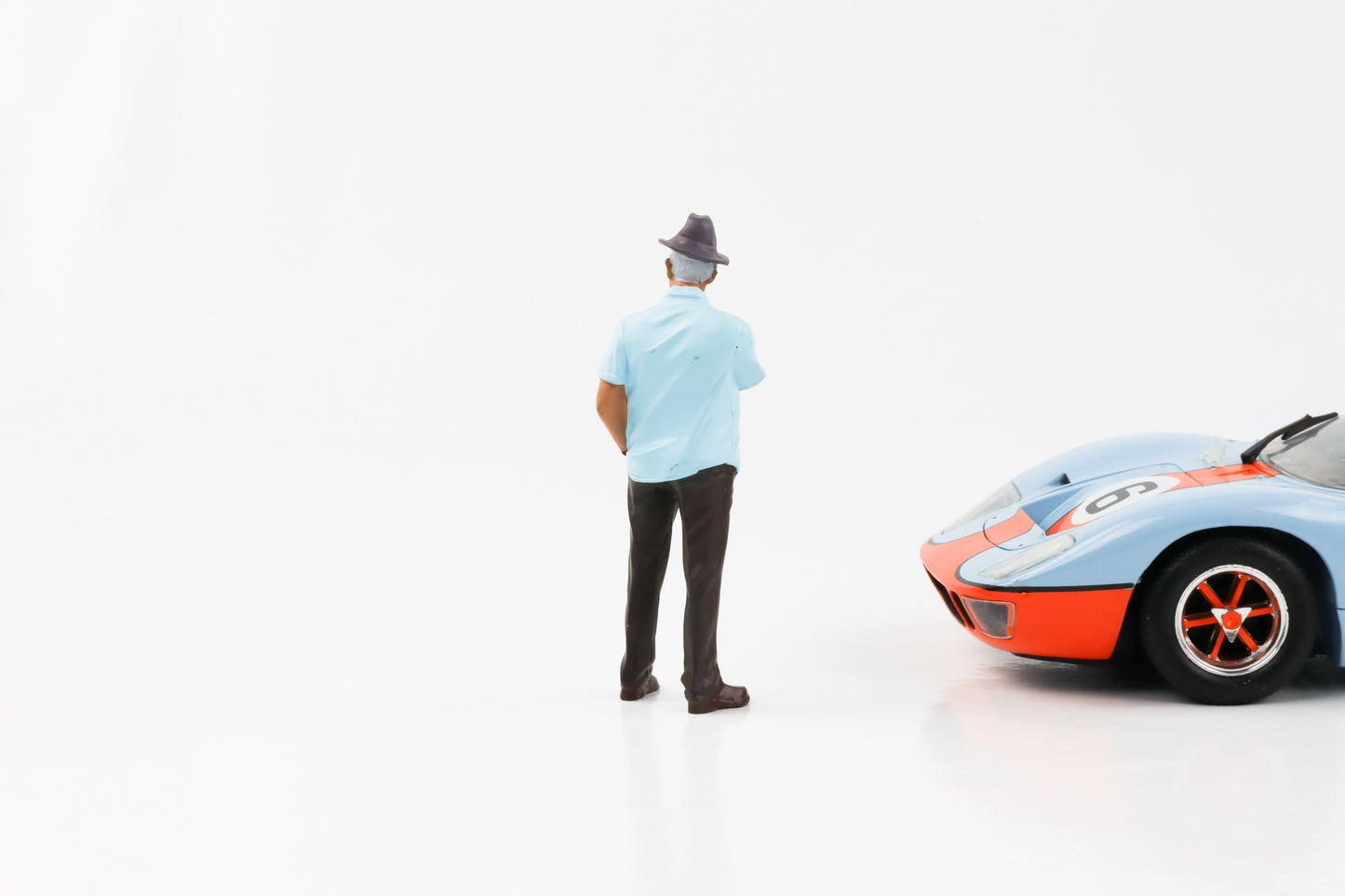 1:18 Figur Weekend Car Show Mann mit Hut American Diorama I Figuren