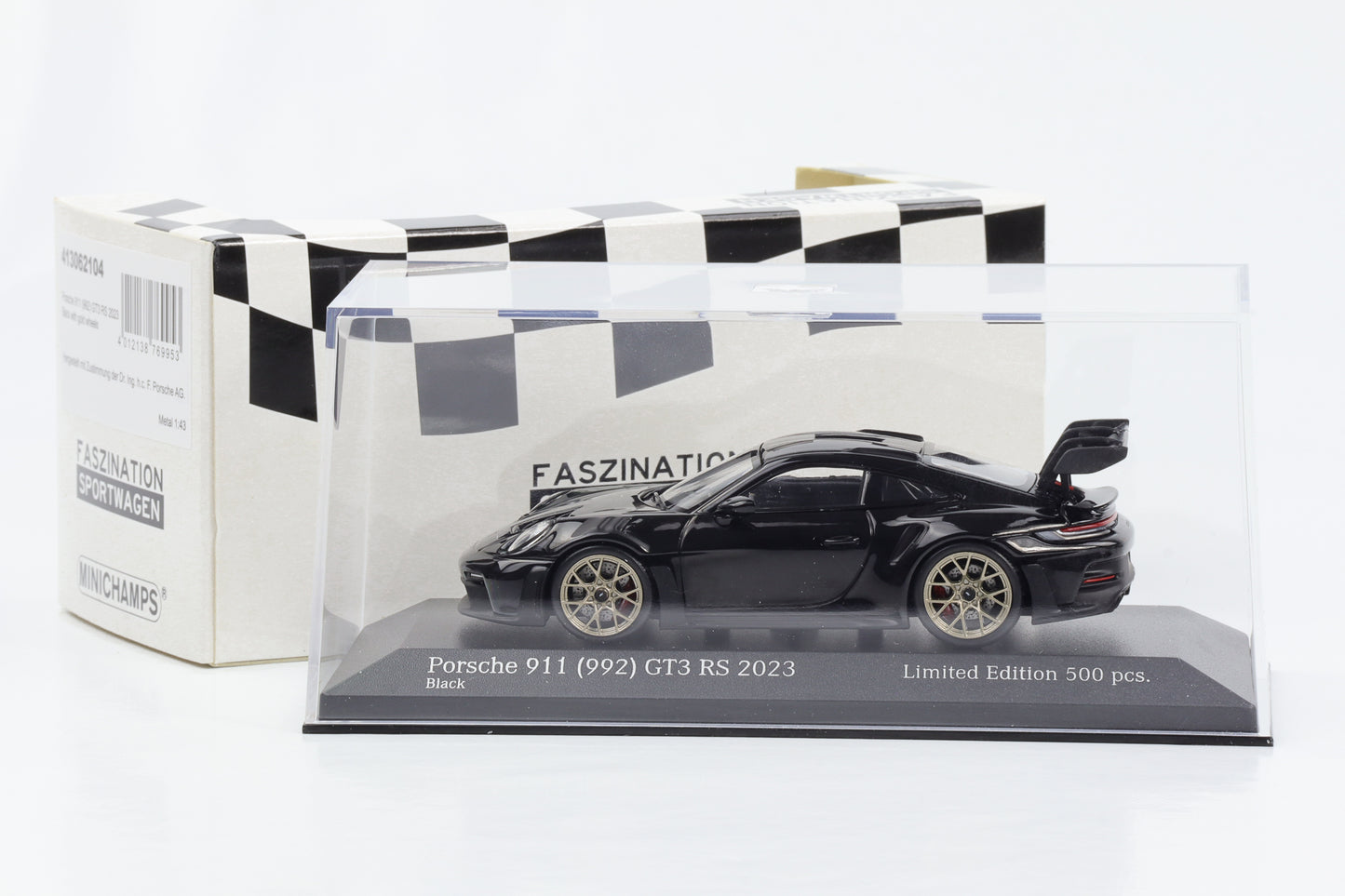 1:43 بورش 911 992 GT3 RS 2023 ميني تشامبس باللون الأسود