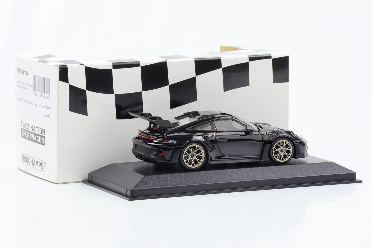 1:43 Porsche 911 992 GT3 RS 2023 preto Minichamps