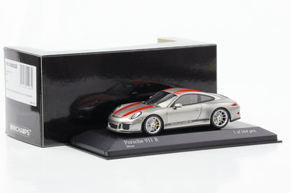 1:43 Porsche 911 991 R argento con strisce rosse Minichamps