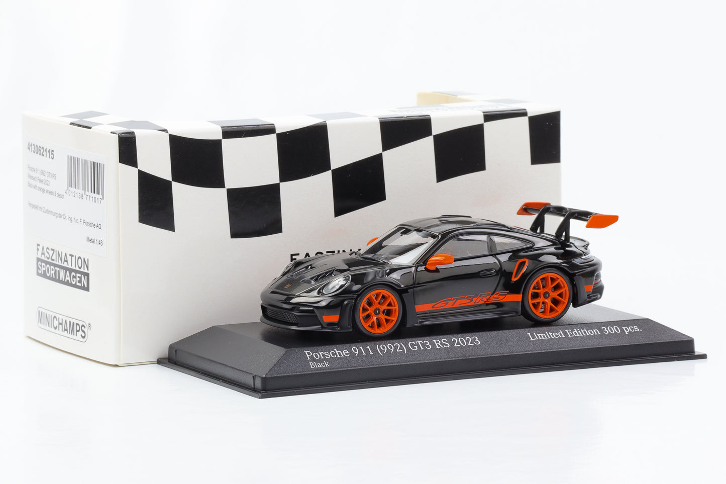 1:43 Porsche 911 992 GT3 RS 2023 Weissach black orange Minichamps