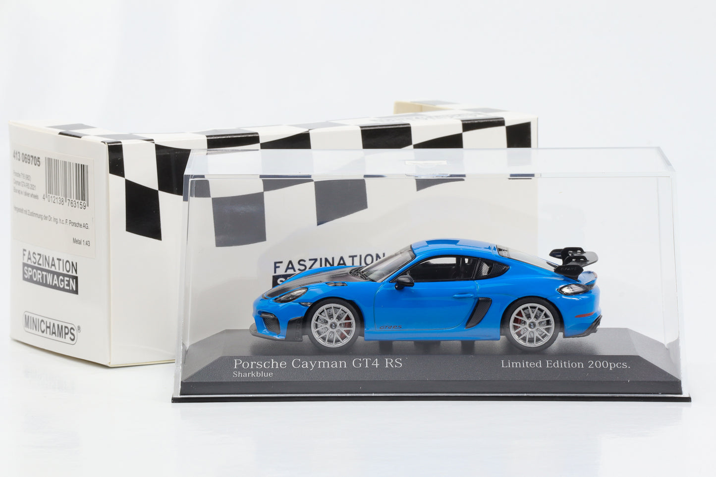 1:43 Porsche 718 982 Cayman GT4 RS 2021 Sharkblue Minichamps