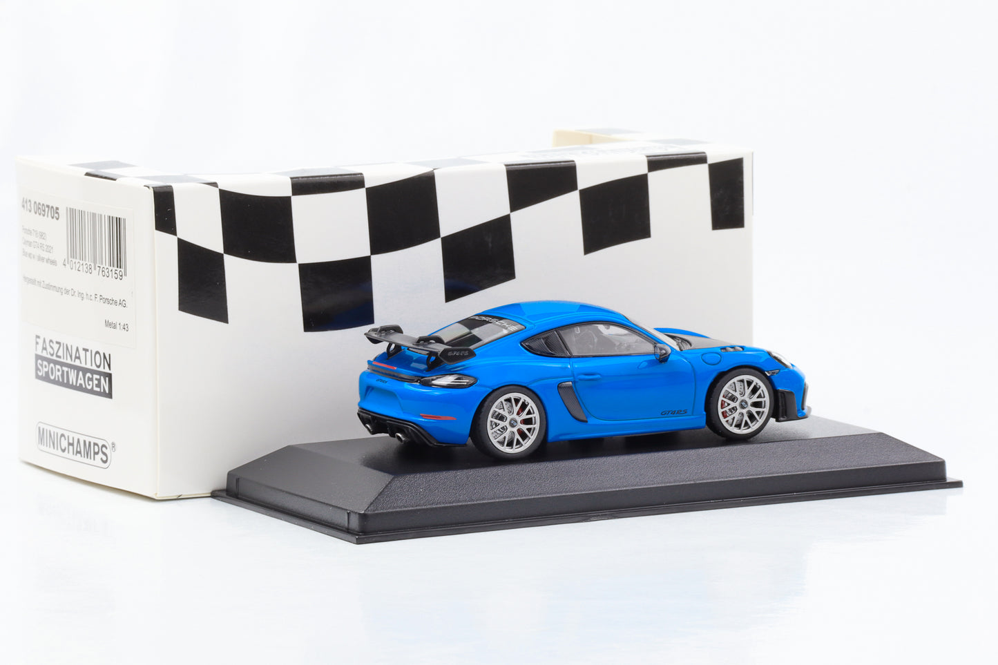 1:43 Porsche 718 982 Cayman GT4 RS 2021 bleu requin Minichamps