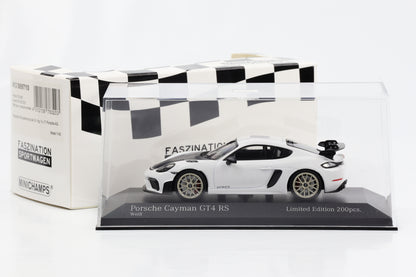 1:43 Porsche 718 982 Cayman GT4 RS 2021 weiss Minichamps