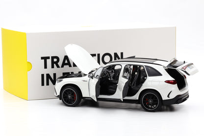 1:18 NZG Mercedes-Benz AMG GLC X254 63 S E Performance opalithweiß