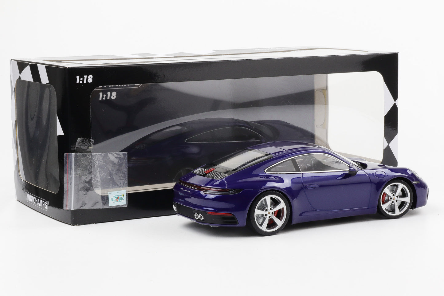 1:18 Minichamps Porsche 911 992 Carrera 4S 2019 Enzianblau-metallic Film Bad Boys