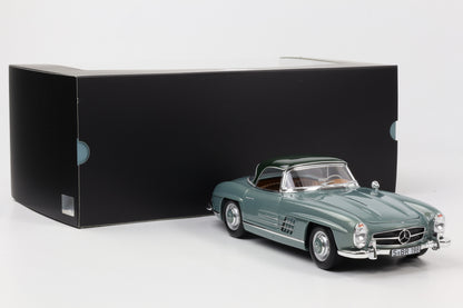 1:18 Norev Mercedes-Benz 300 SL Roadster W 198 II 1957-63 Hellgrün Dealer