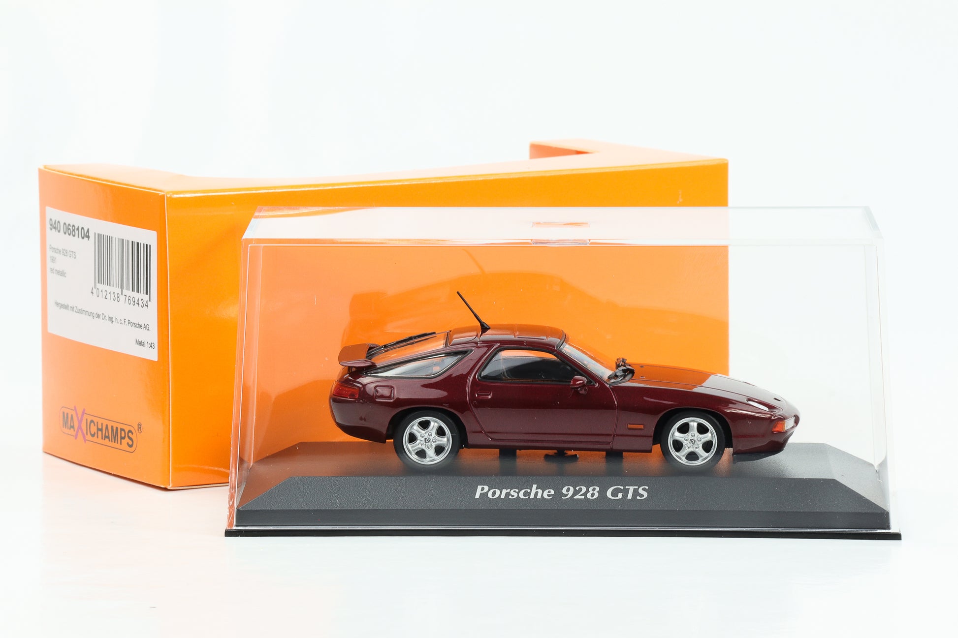 SOLIDO Porsche fantastic 928 GT Ref