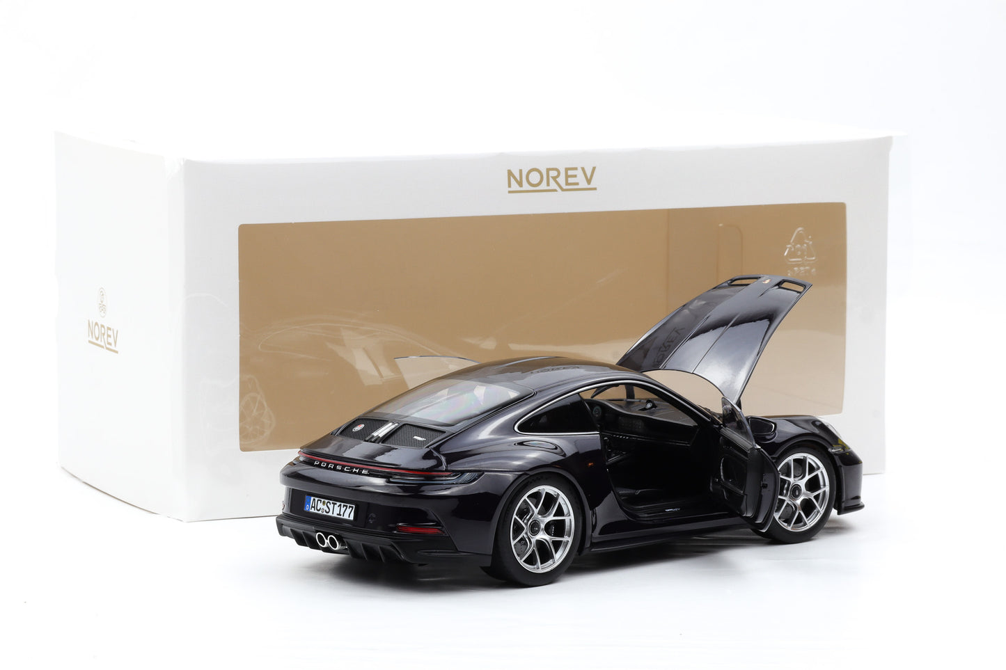 1:18 Norev Porsche 911 992 S/T Coupe 2023 violametallic 187471 1/400 pcs
