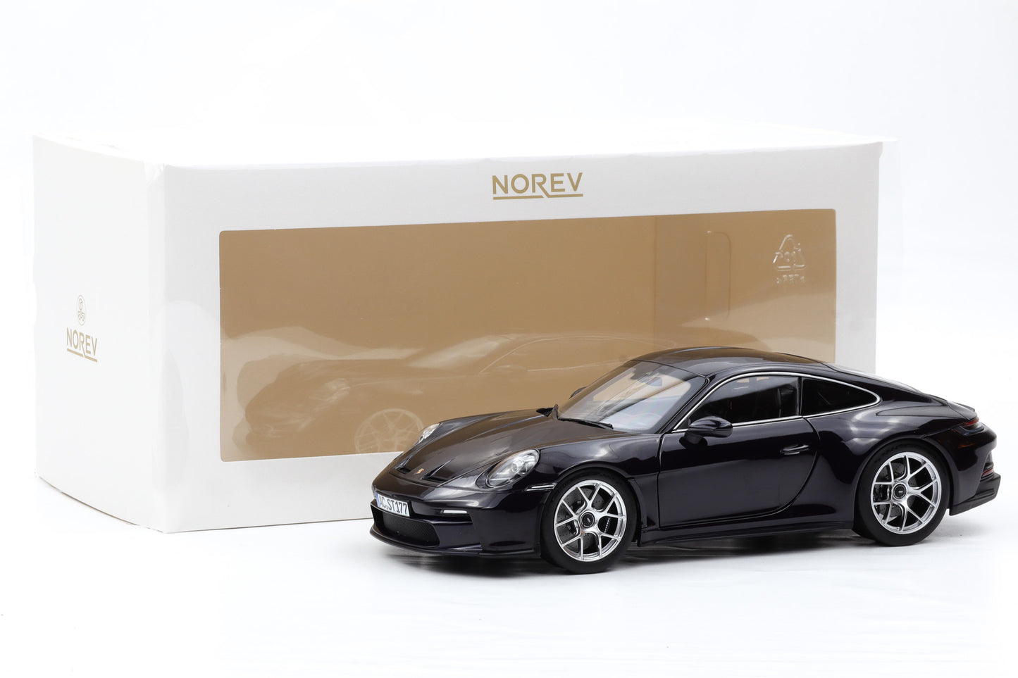 1:18 Norev Porsche 911 992 S/T Coupe 2023 violametallic 187471 1/400 pcs