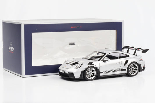 1:18 Porsche 911 992 II GT3 RS 2022 GT Silbermetallic mit Felgen in silber Norev 187357