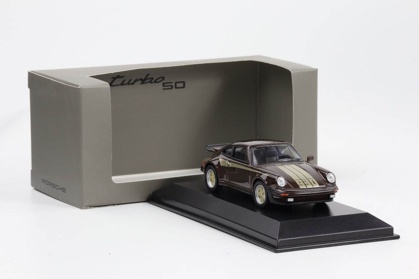 1:43 Porsche 911 930 Turbo 3.0 1975 copperbrown diecast Museum MAP