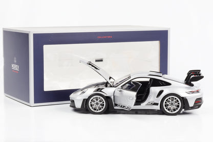 1:18 Porsche 911 992 II GT3 RS 2022 GT argent métallisé avec jantes argent Norev 187357