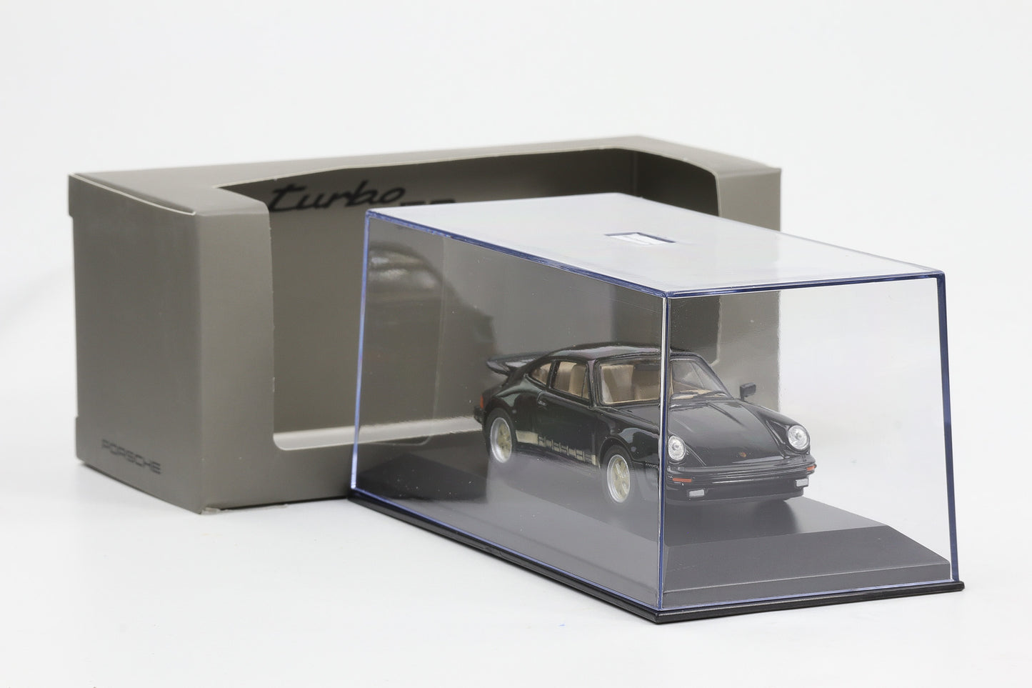 1:43 Porsche 911 930 Turbo 3.0 1975 platin schwarz diecast Museum MAP