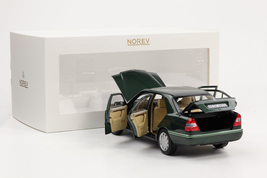 1:18 Mercedes-Benz C 200 W202 Limousine 1993 Malachit green metallic Norev