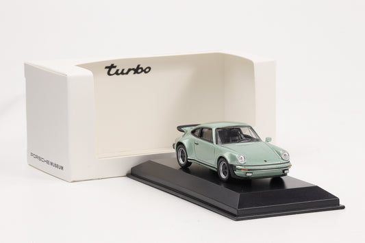 1:43 Porsche 911 930 Turbo 3.0 1975 silvergreen diamond diecast Museum MAP